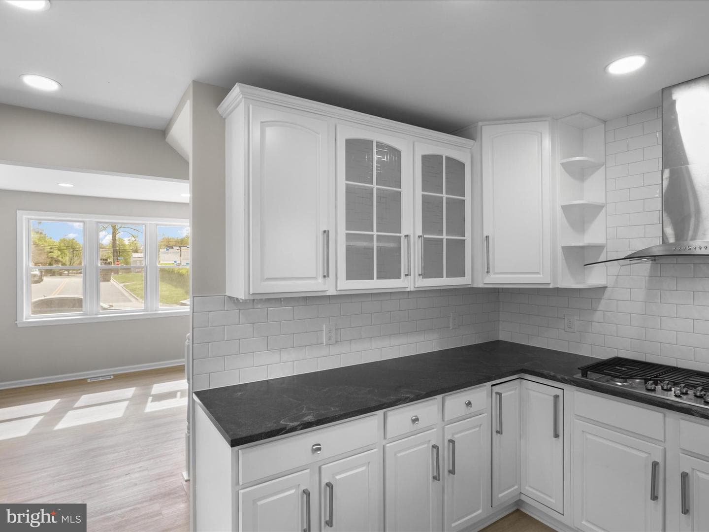 1001 Highview Drive photo 9