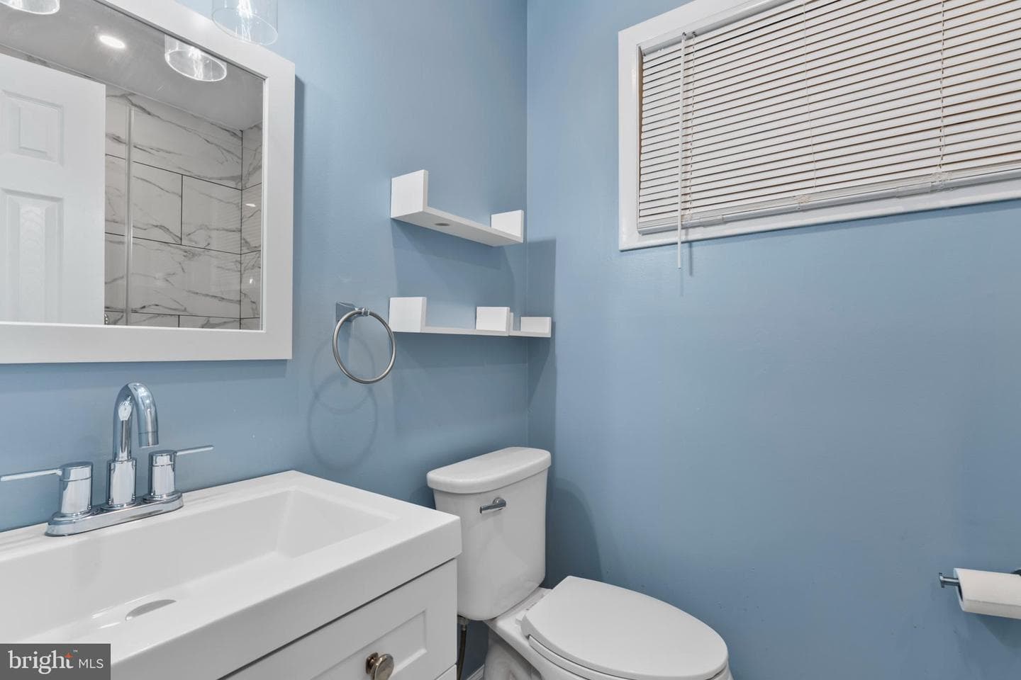 10011 Dakin Court photo 12
