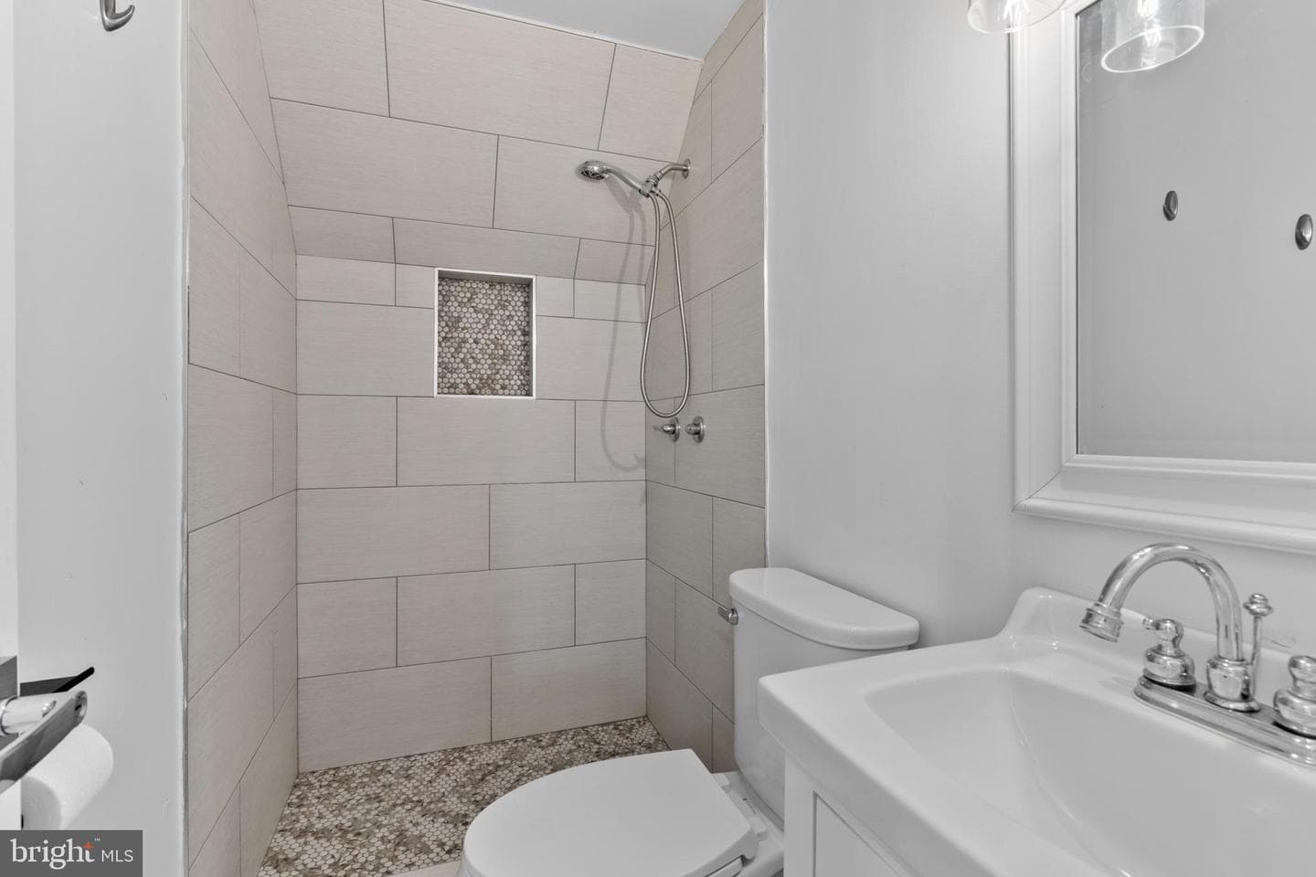10011 Dakin Court photo 16