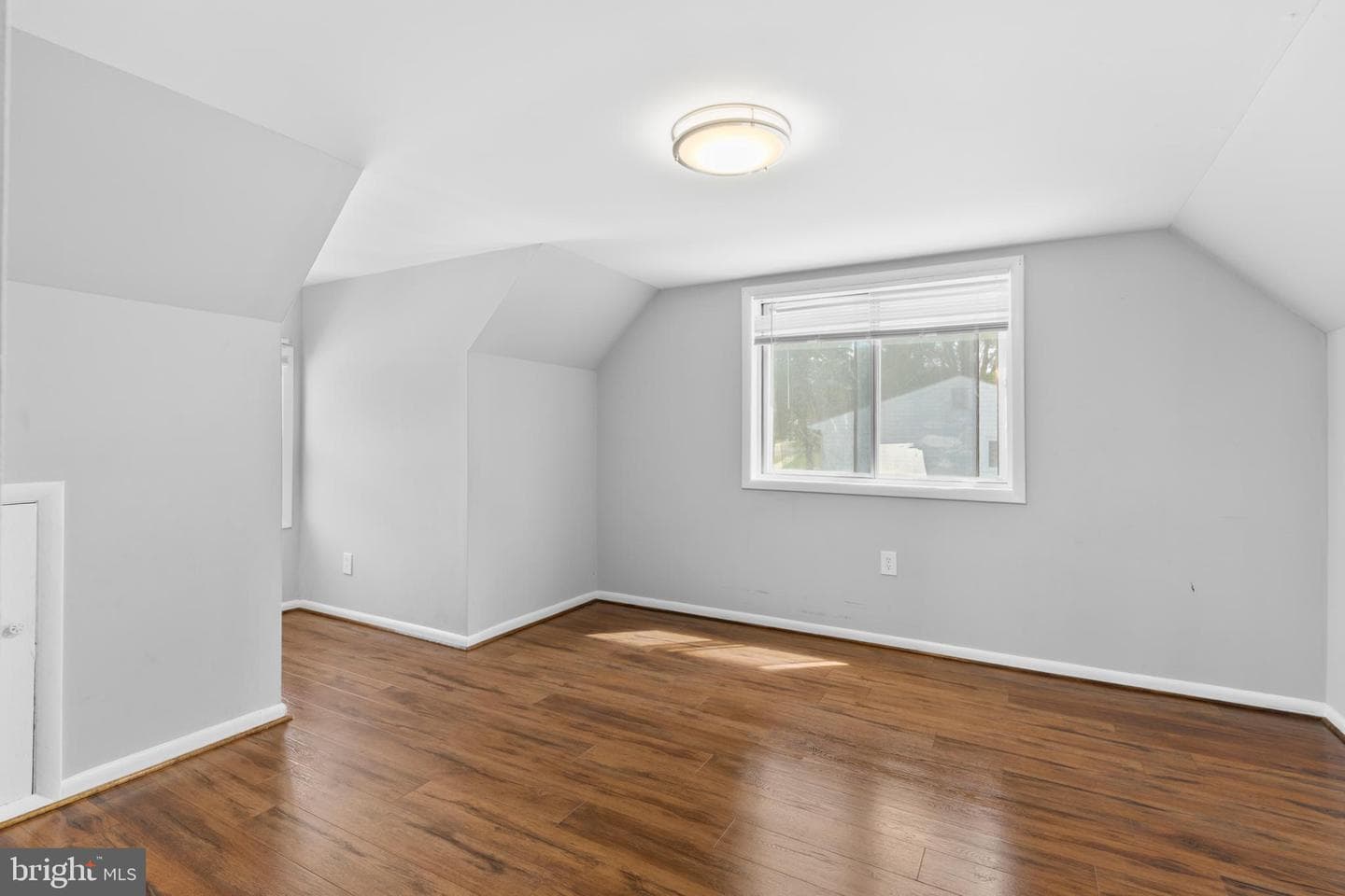 10011 Dakin Court photo 20