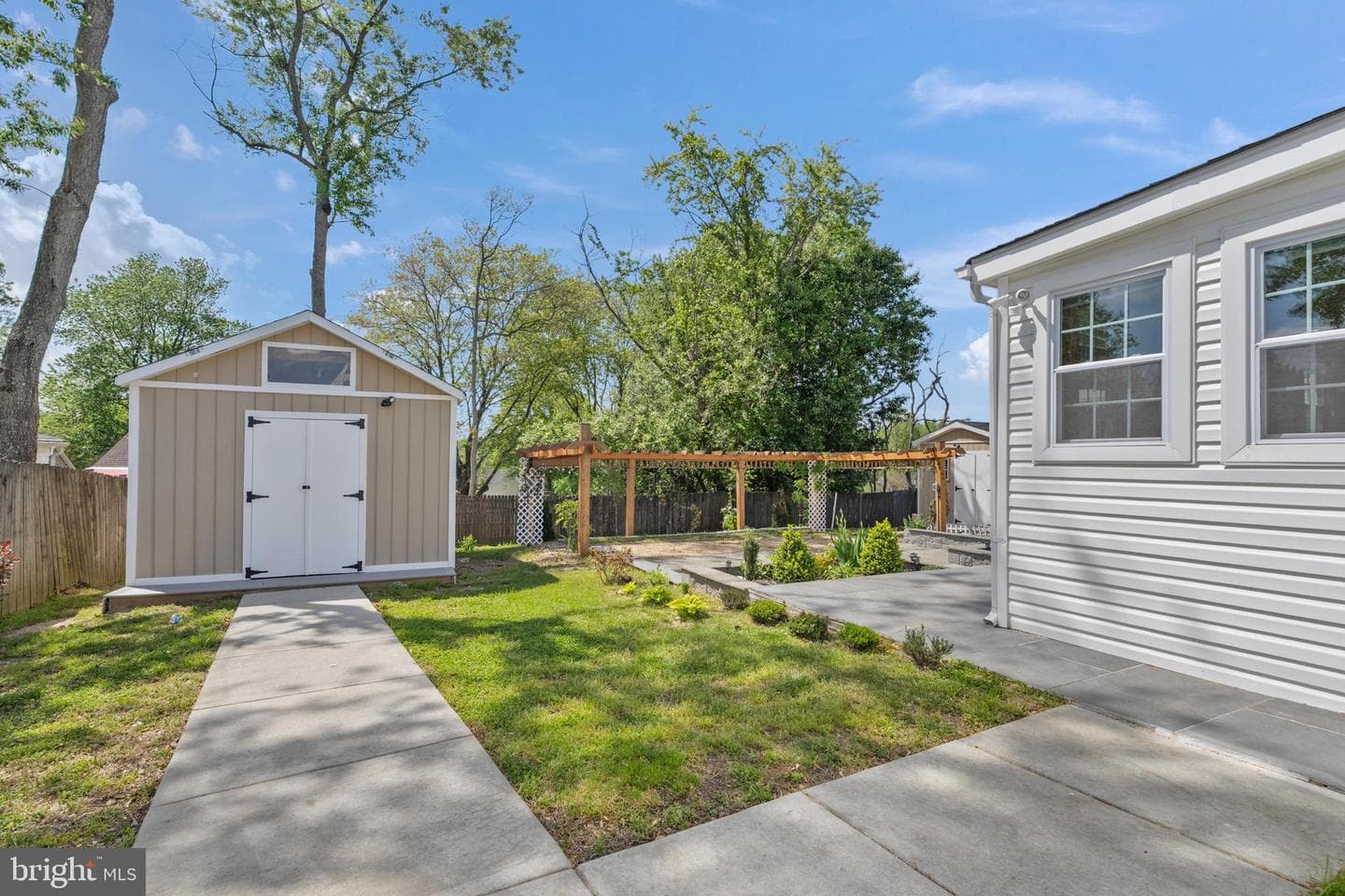 10011 Dakin Court photo 27