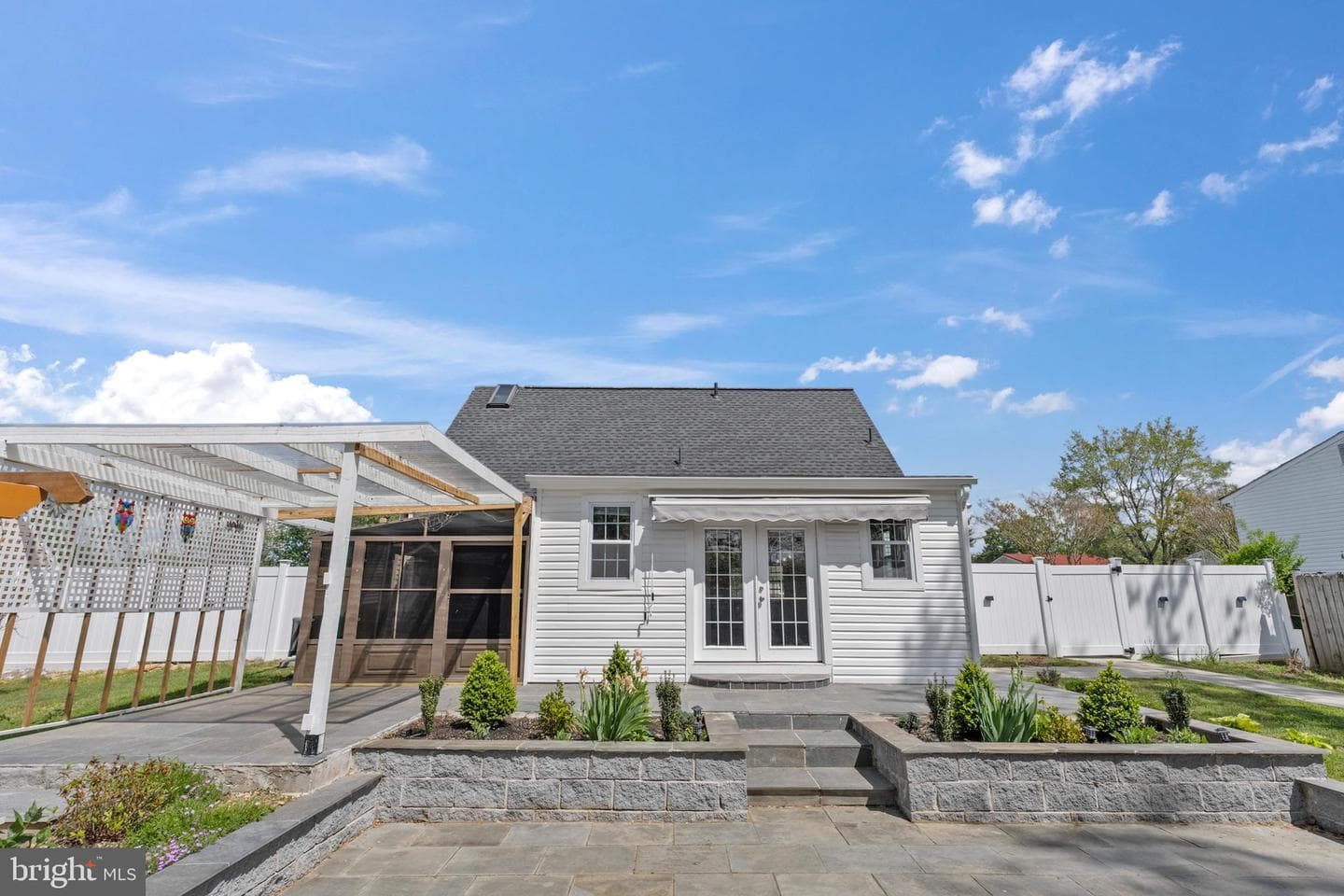 10011 Dakin Court photo 28