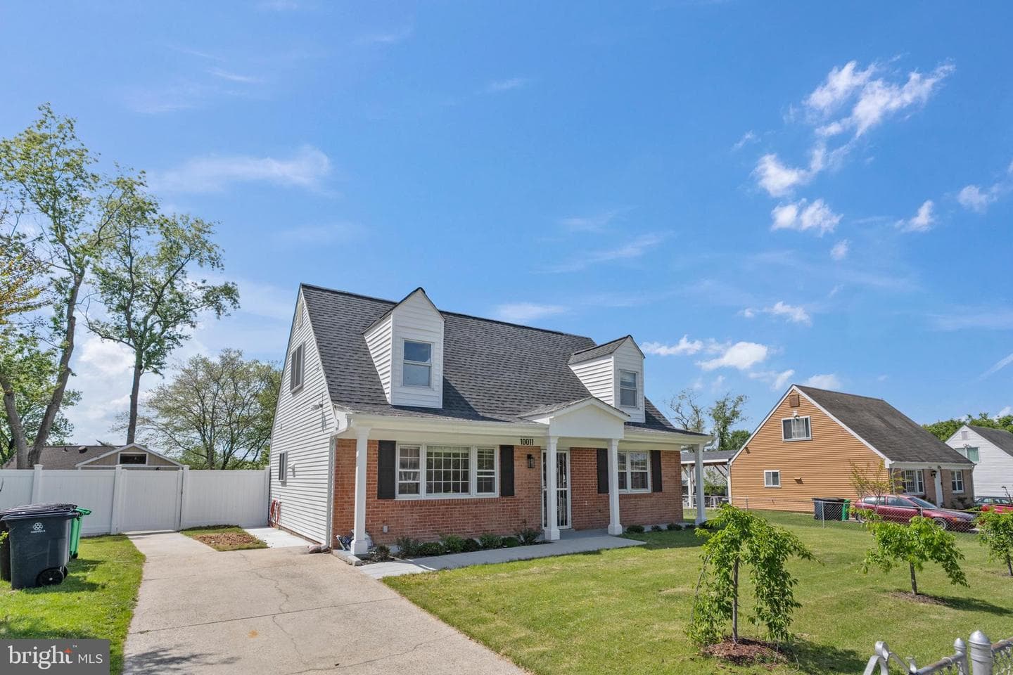 10011 Dakin Court photo 7