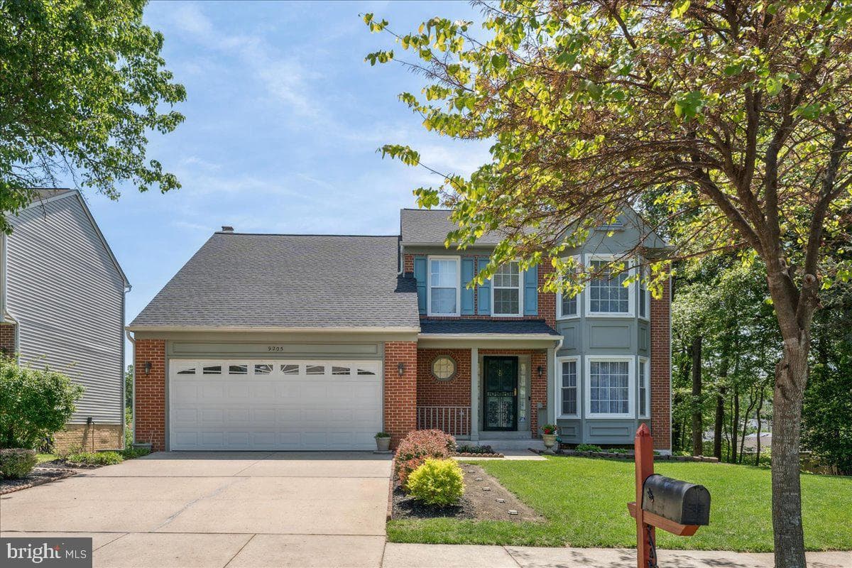 9205 Utica Place photo 1