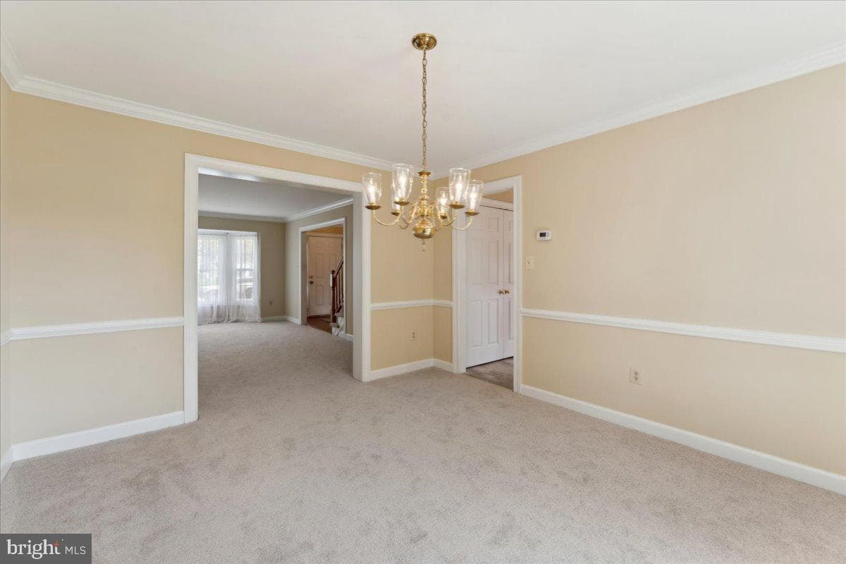 9205 Utica Place photo 10