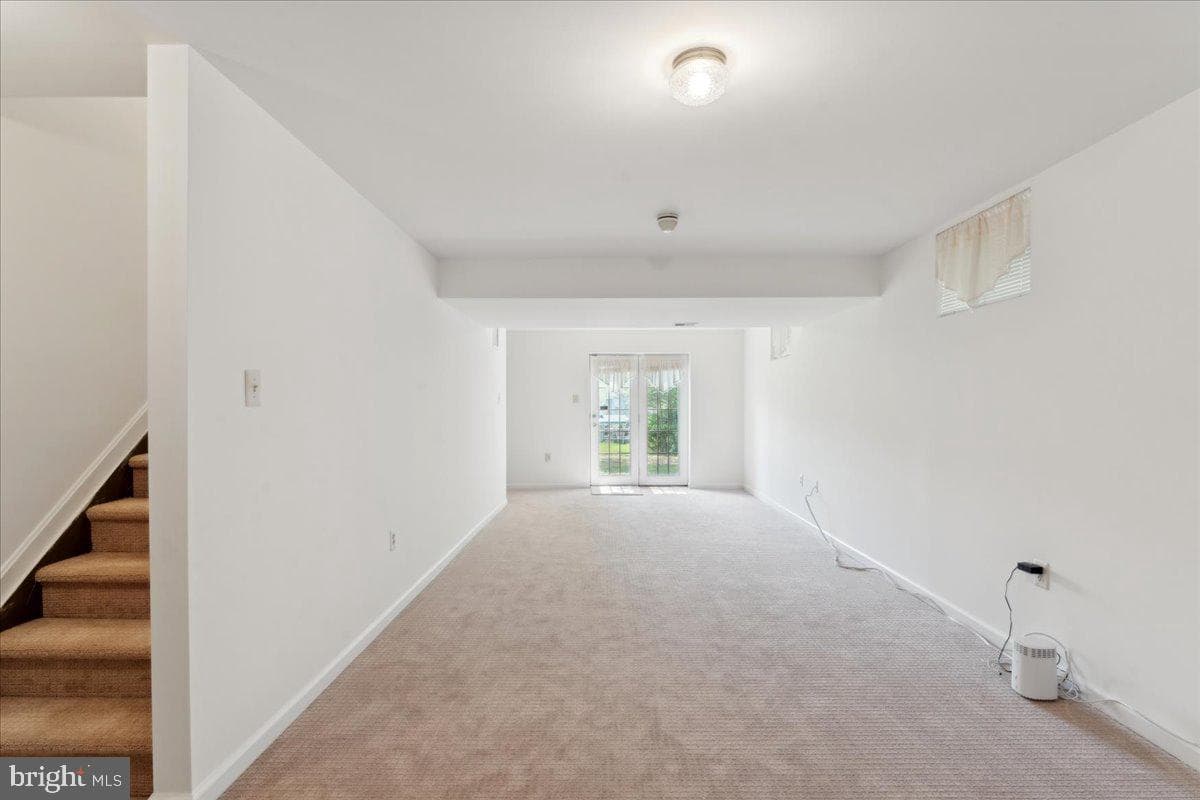 9205 Utica Place photo 28