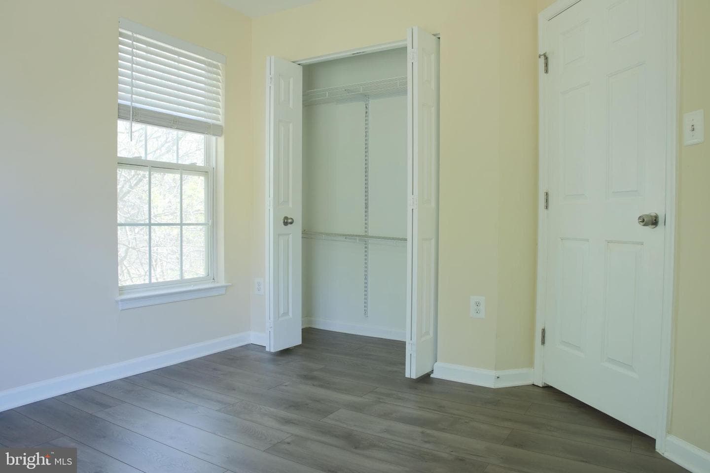 7300 Serenade Circle photo 11
