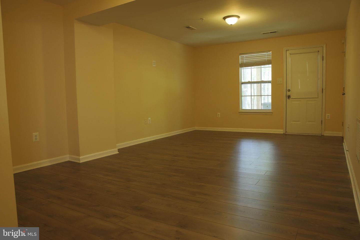 7300 Serenade Circle photo 14