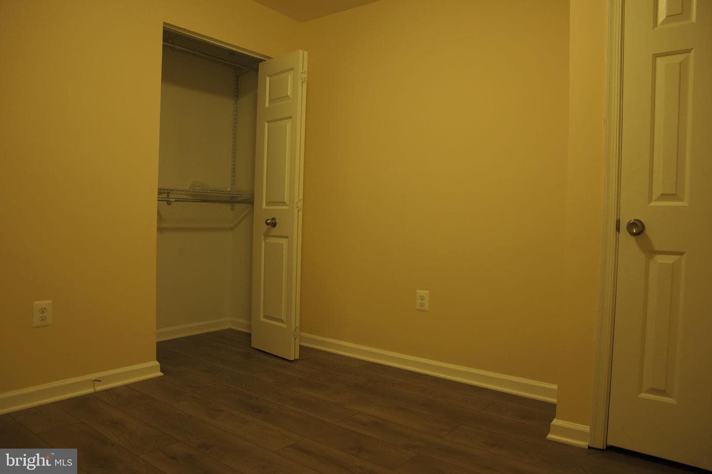 7300 Serenade Circle photo 15