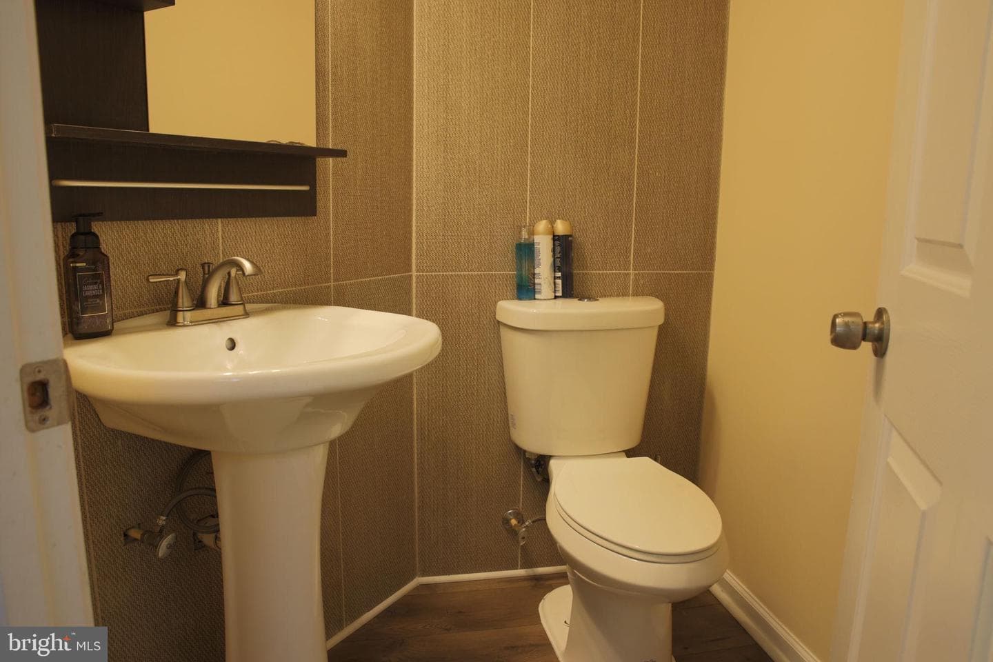 7300 Serenade Circle photo 16