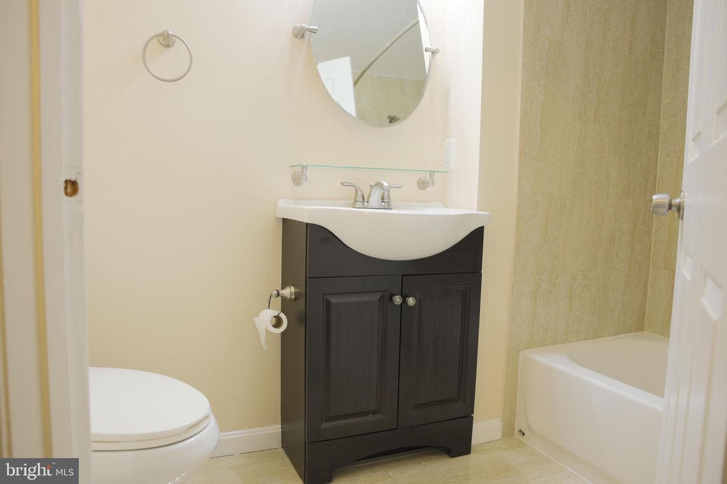 7300 Serenade Circle photo 6
