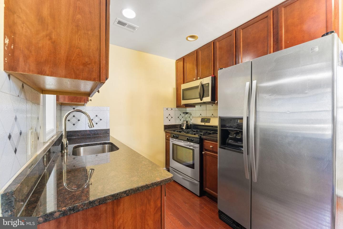4120 Fairfax Street photo 11