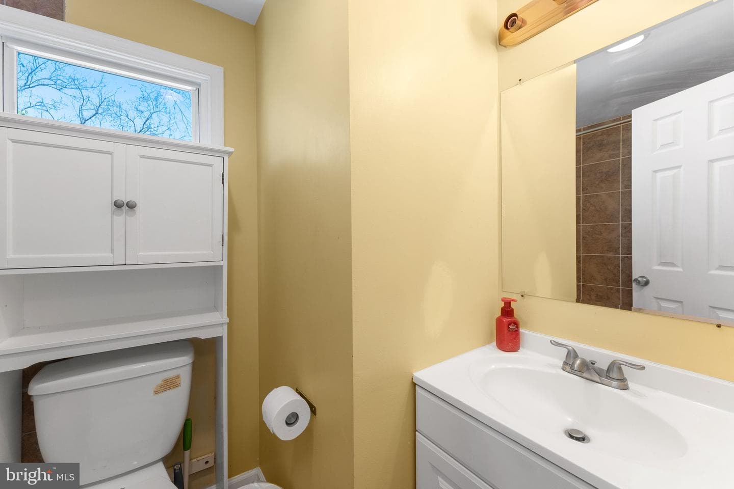 4120 Fairfax Street photo 19