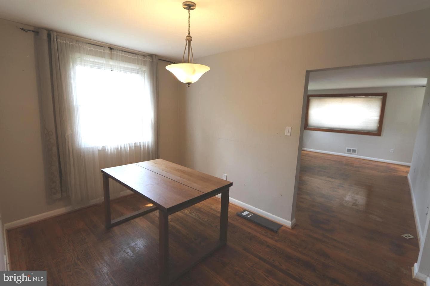 2503 Easton Street photo 6