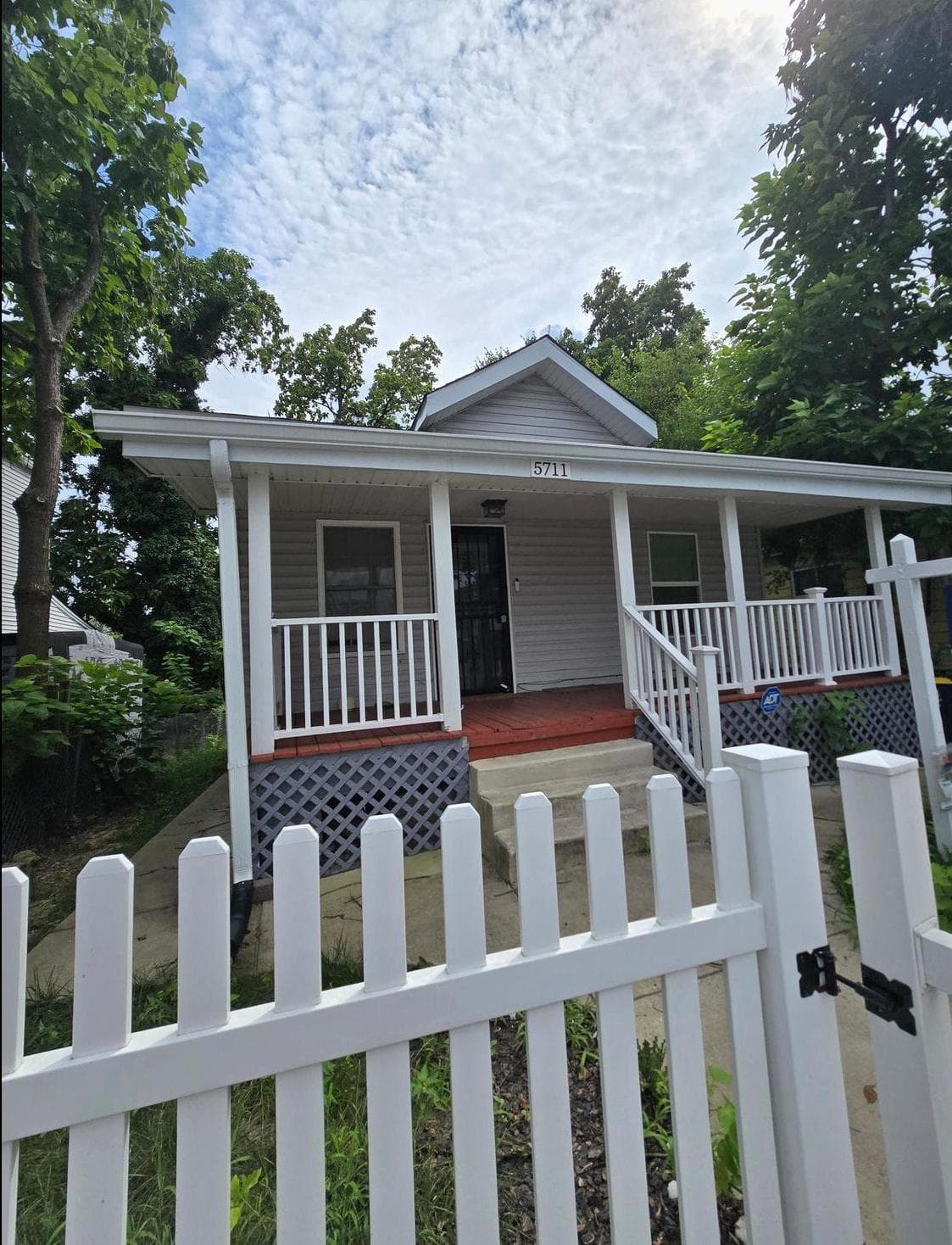 5711 J Street photo 24