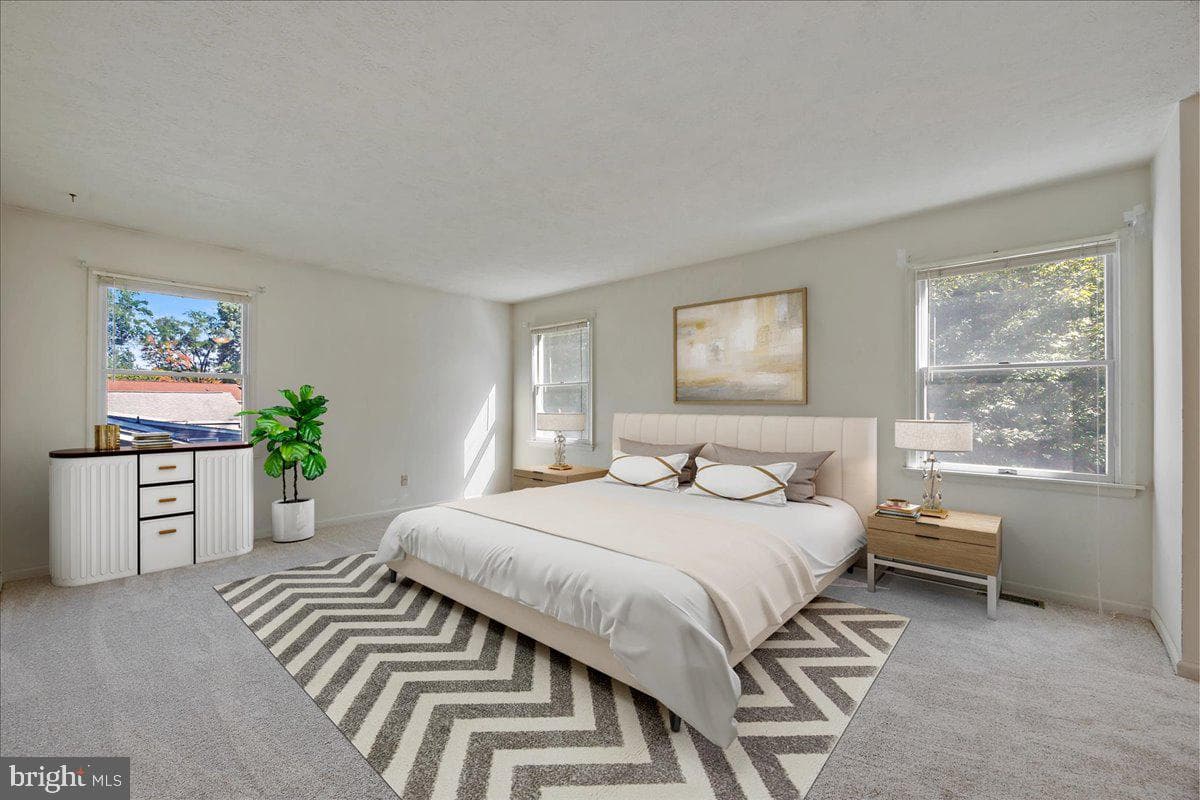 6601 Facchina Lane photo 3