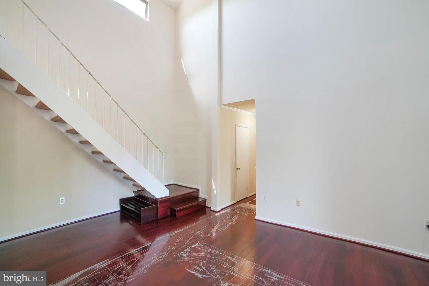 15708 Dorset Road #304 photo 13