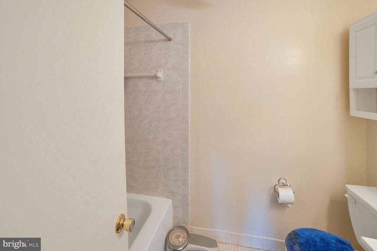 15708 Dorset Road #304 photo 17