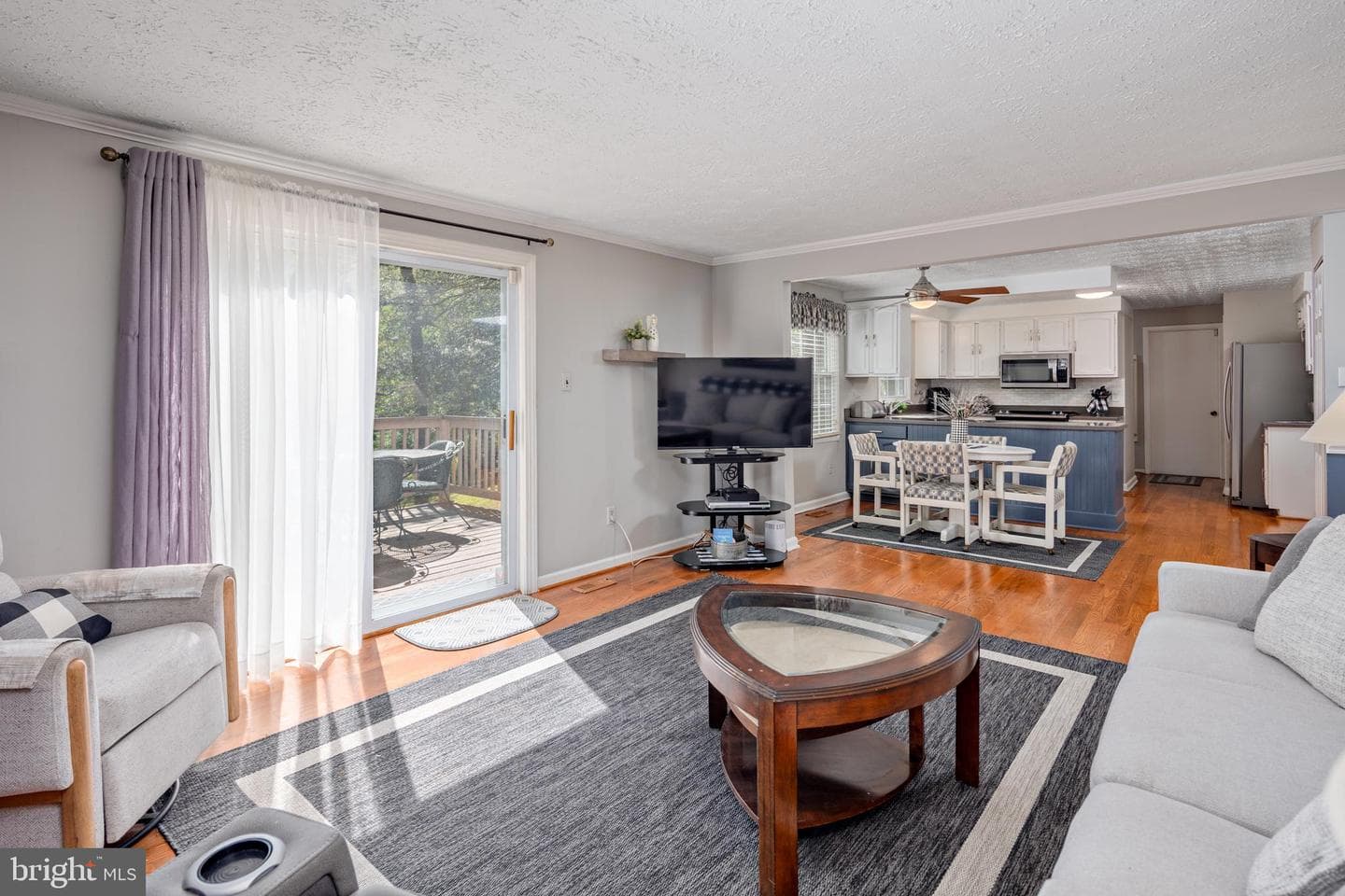 12910 Mayflower Lane photo 11