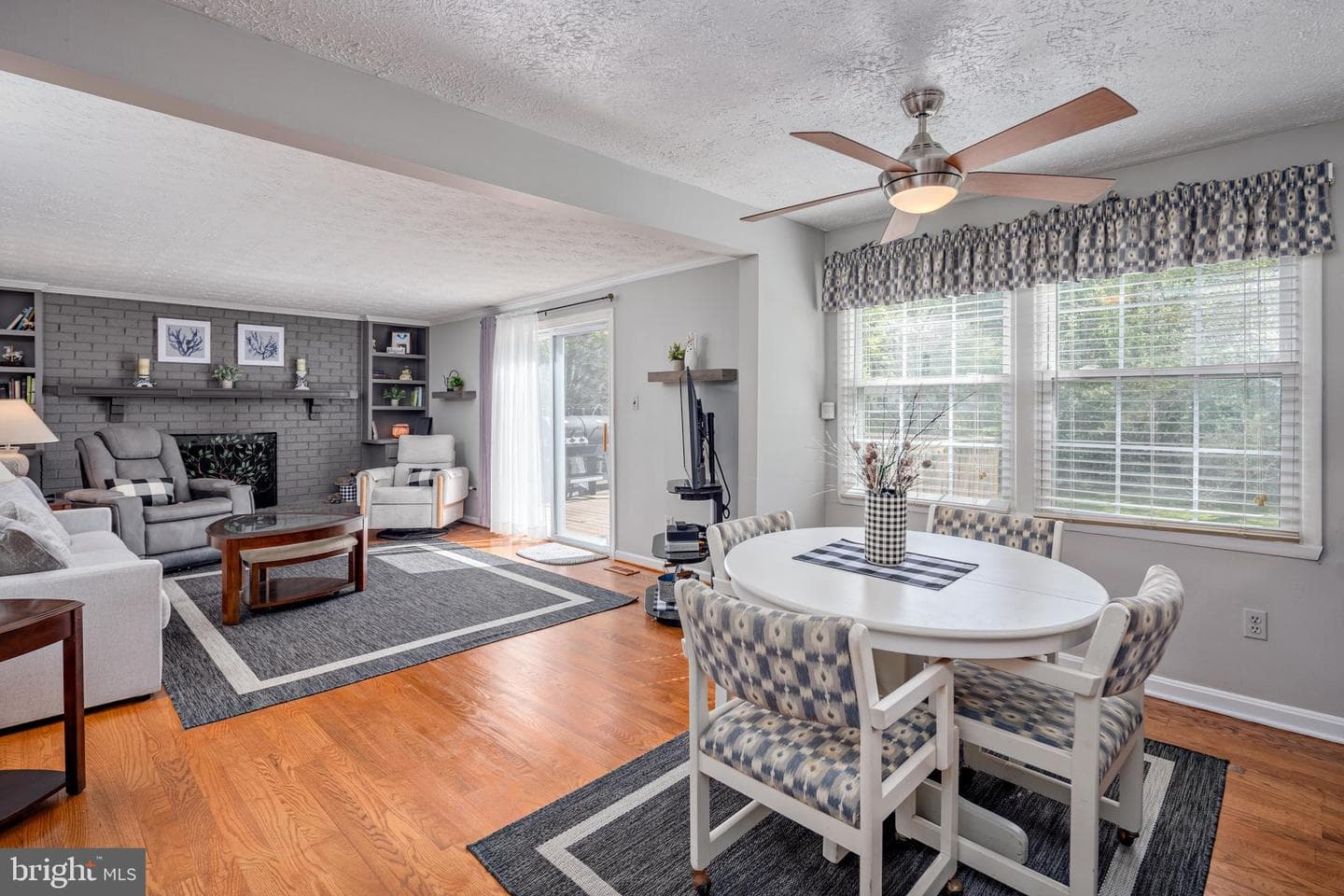12910 Mayflower Lane photo 13