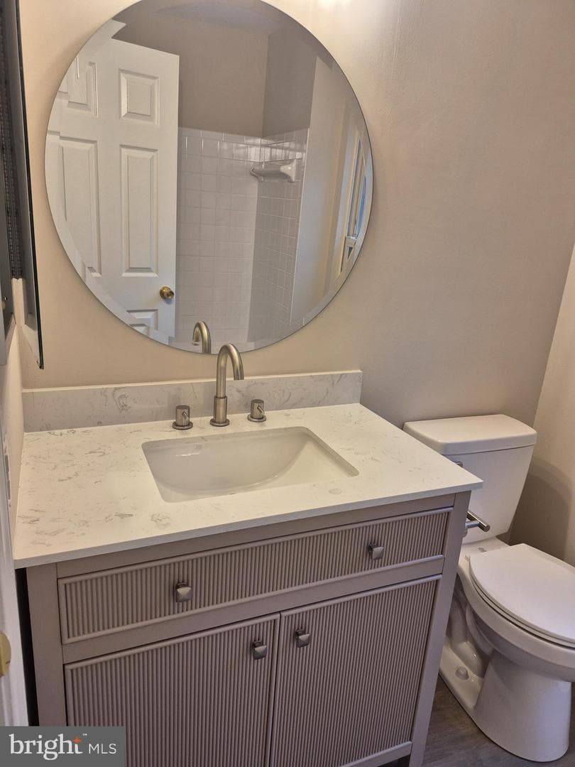 7006 Chain Fern Court photo 10