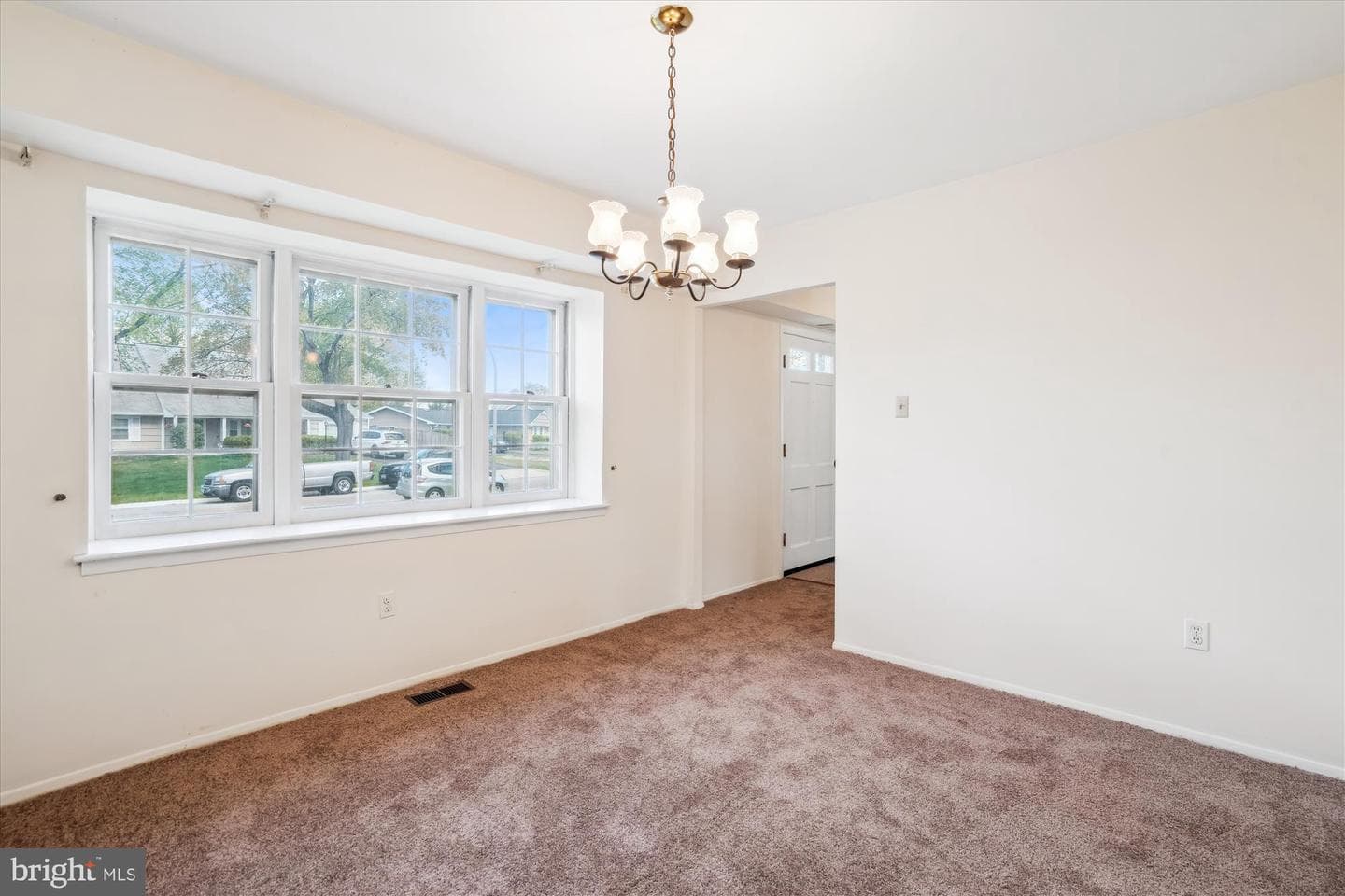 3912 Winchester Lane photo 13