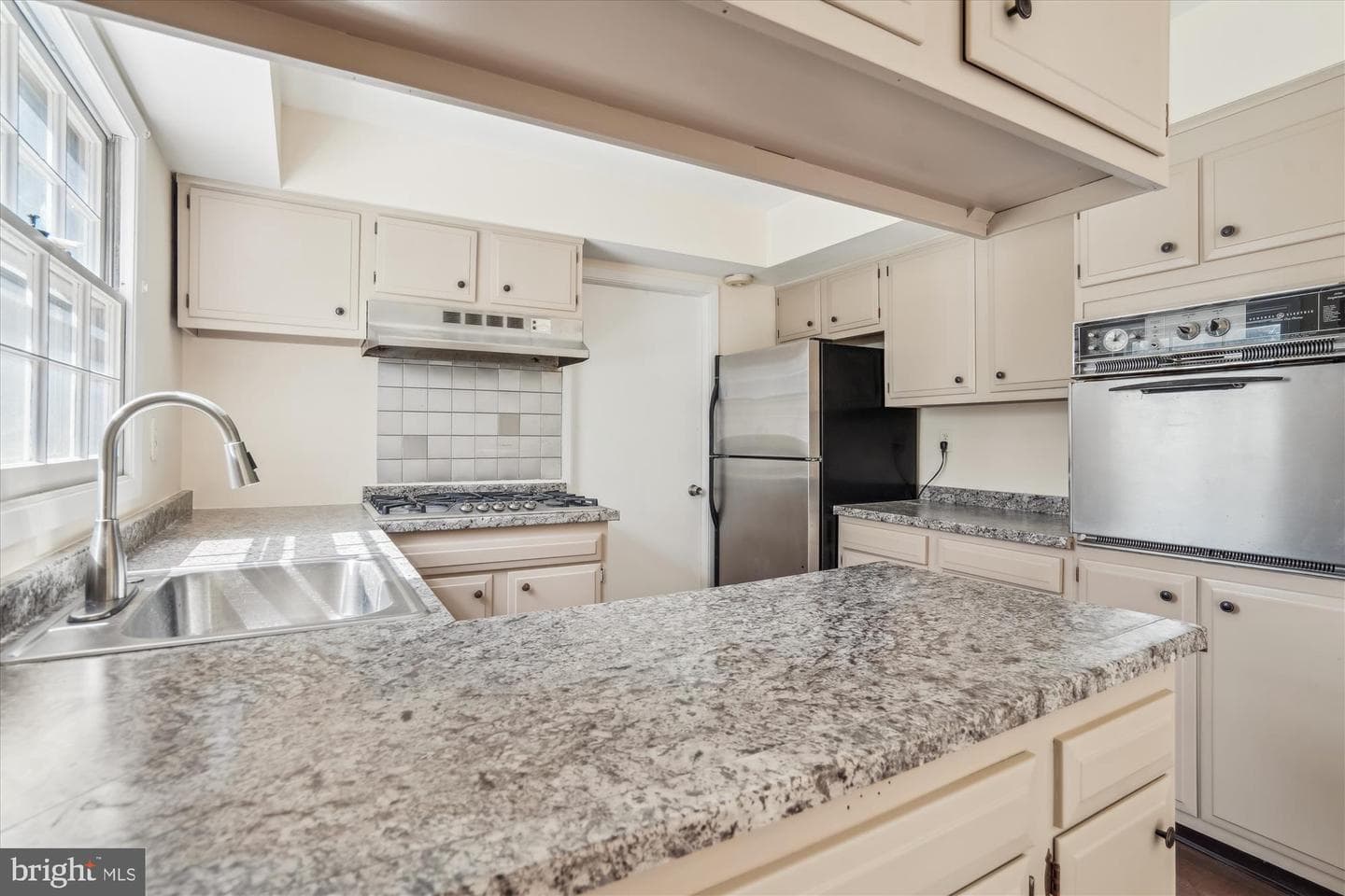 3912 Winchester Lane photo 21