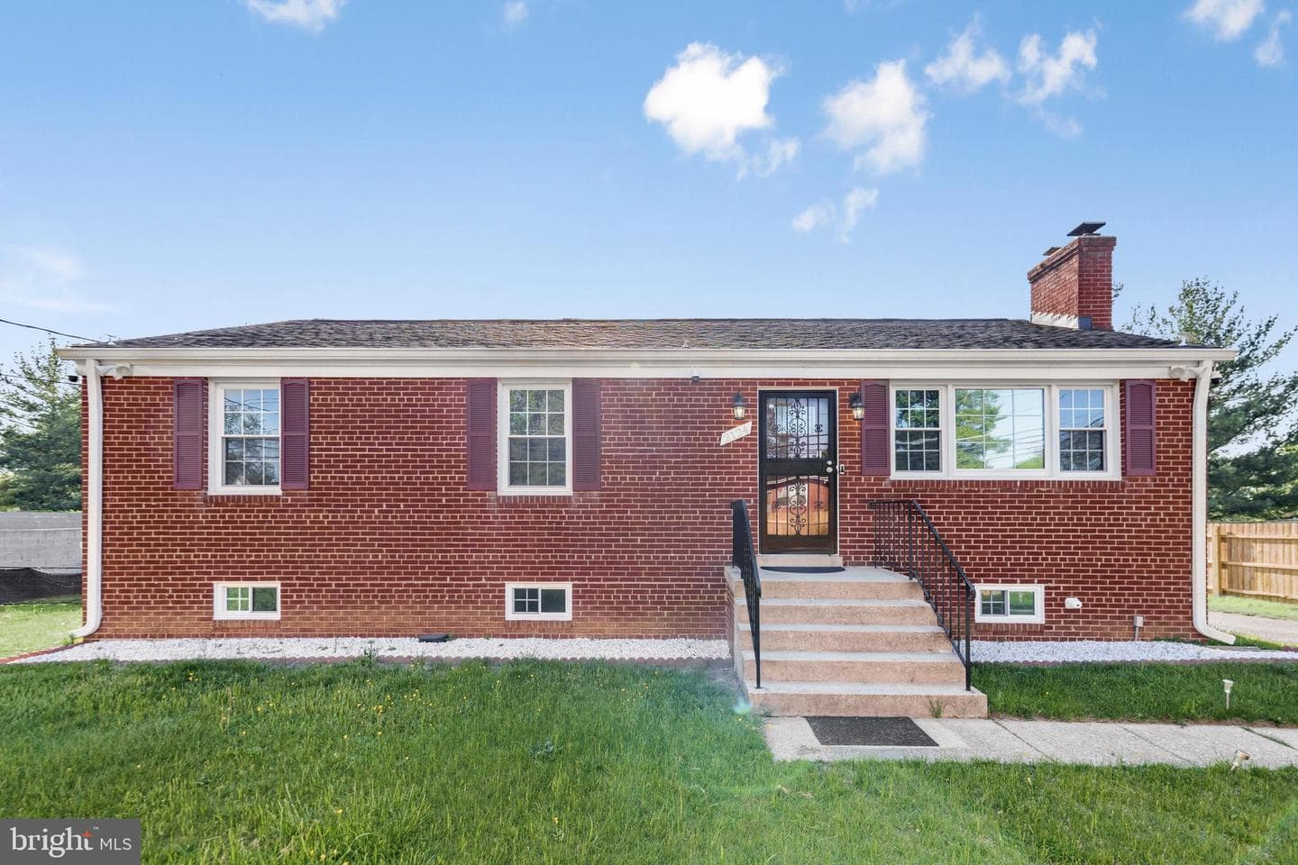 2124 Weber Drive photo 1