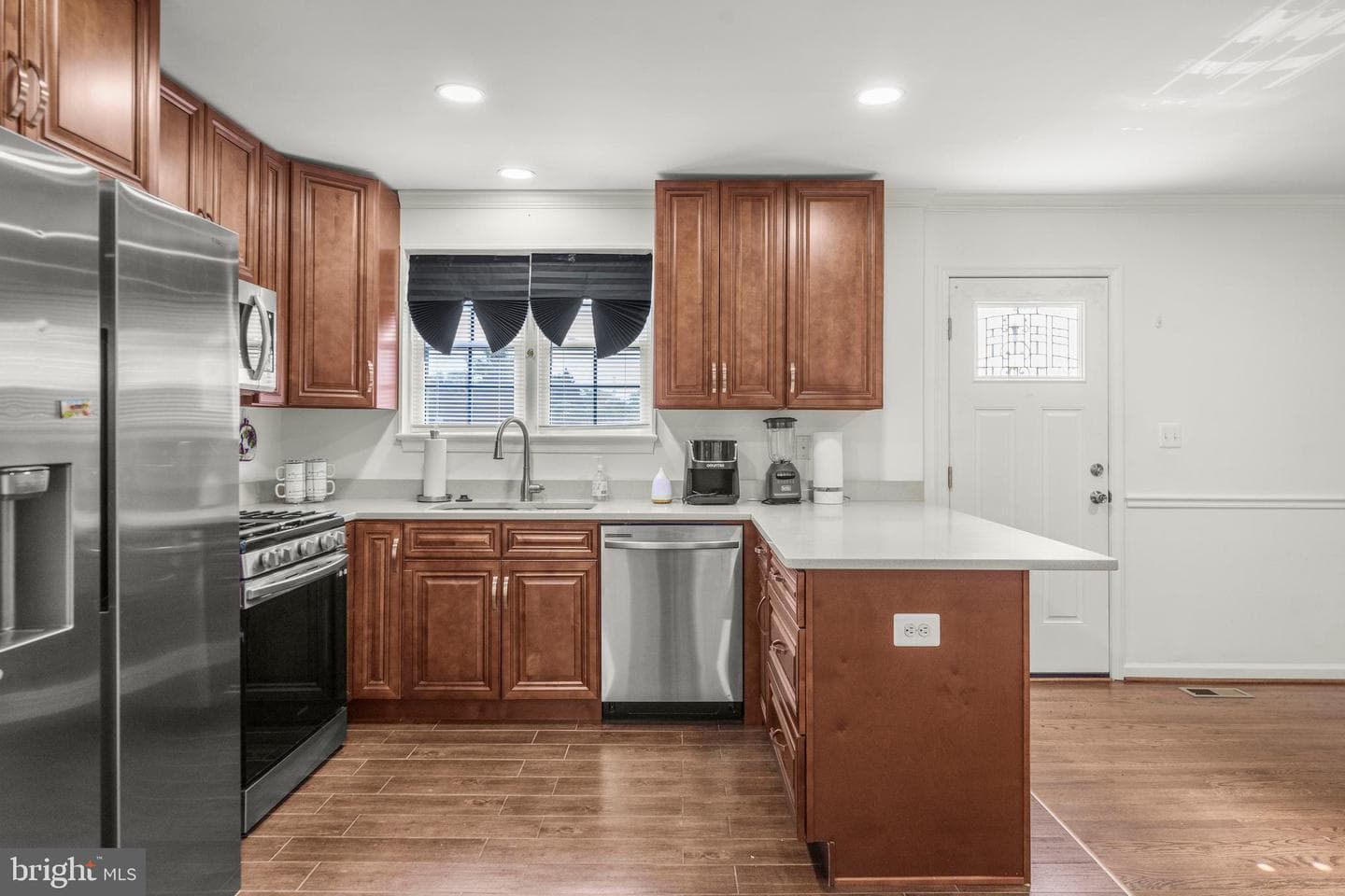 2124 Weber Drive photo 6