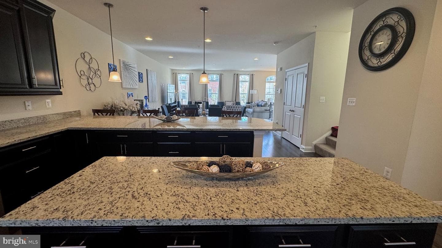 15612 Burford Lane photo 7