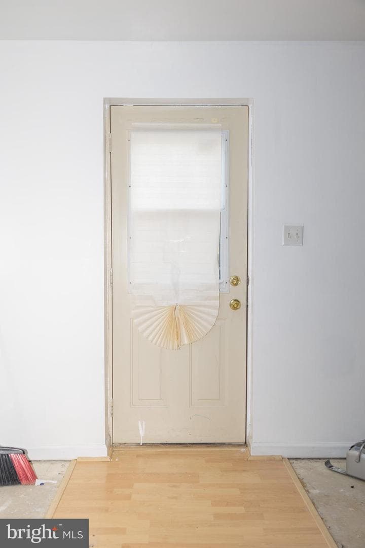 4200 Alsace Way photo 27