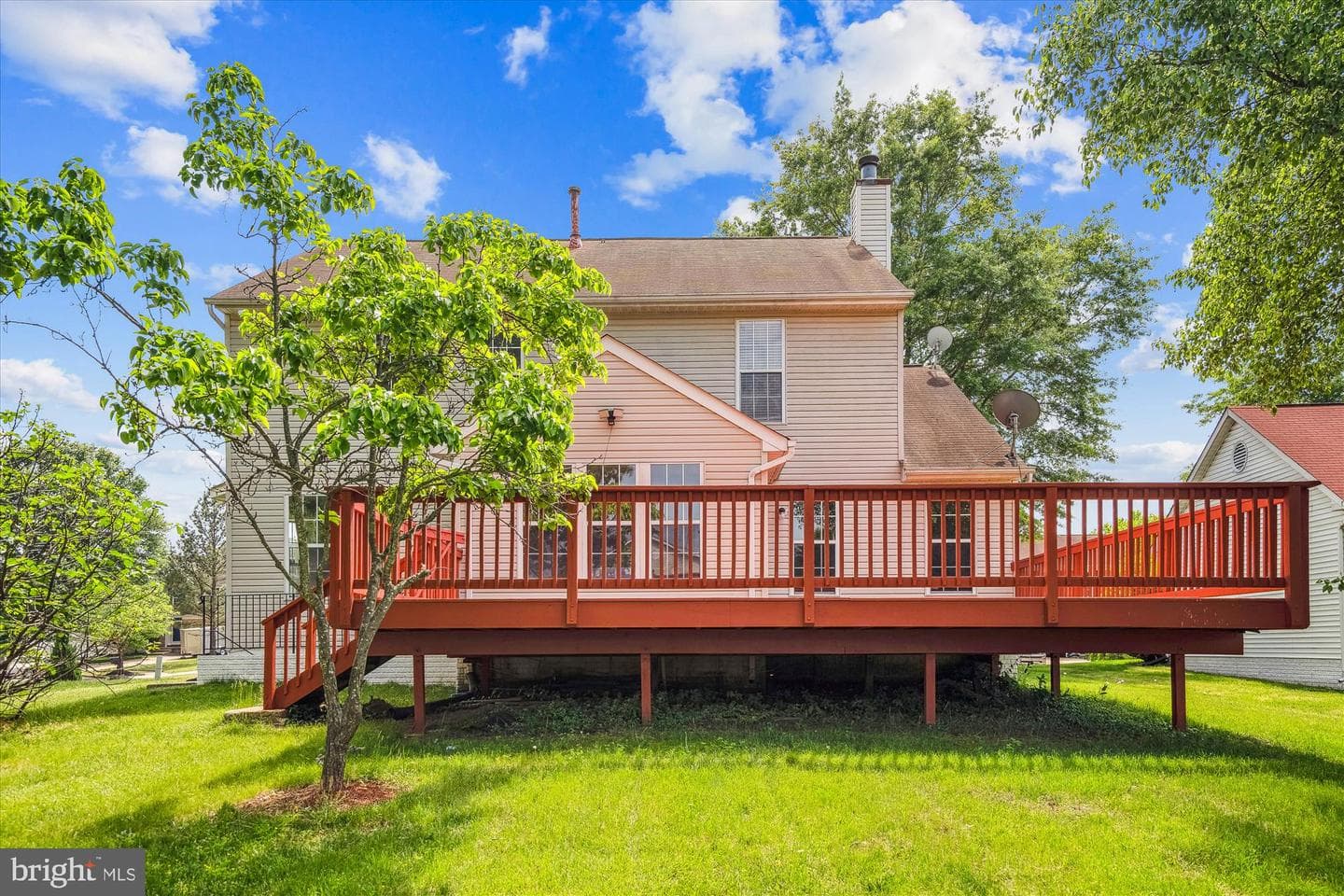 7406 Castle Rock Drive photo 2
