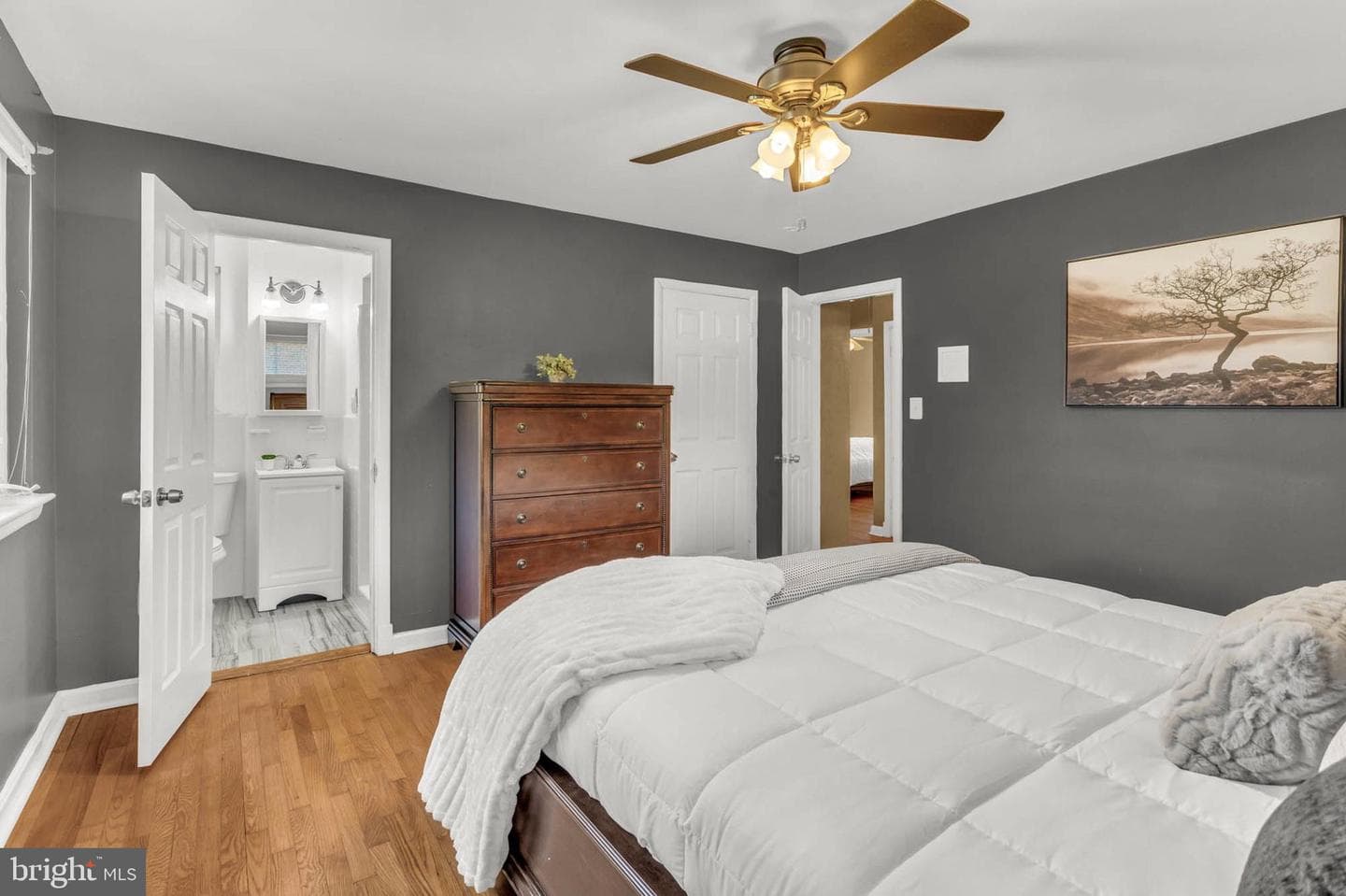 2300 Foster Place photo 15