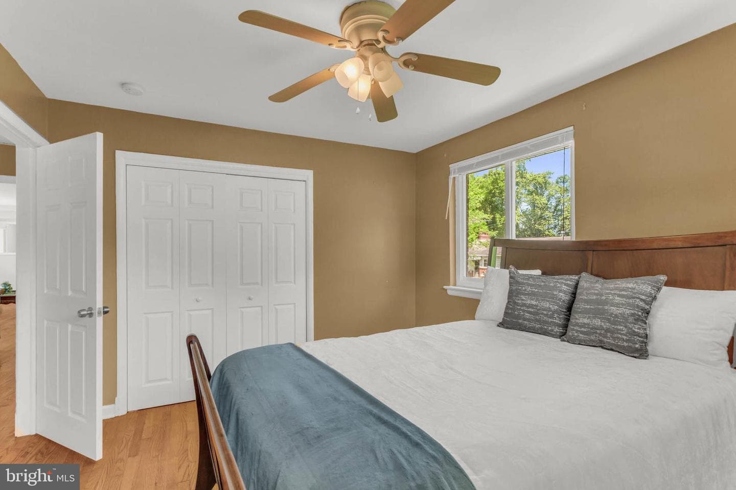 2300 Foster Place photo 21