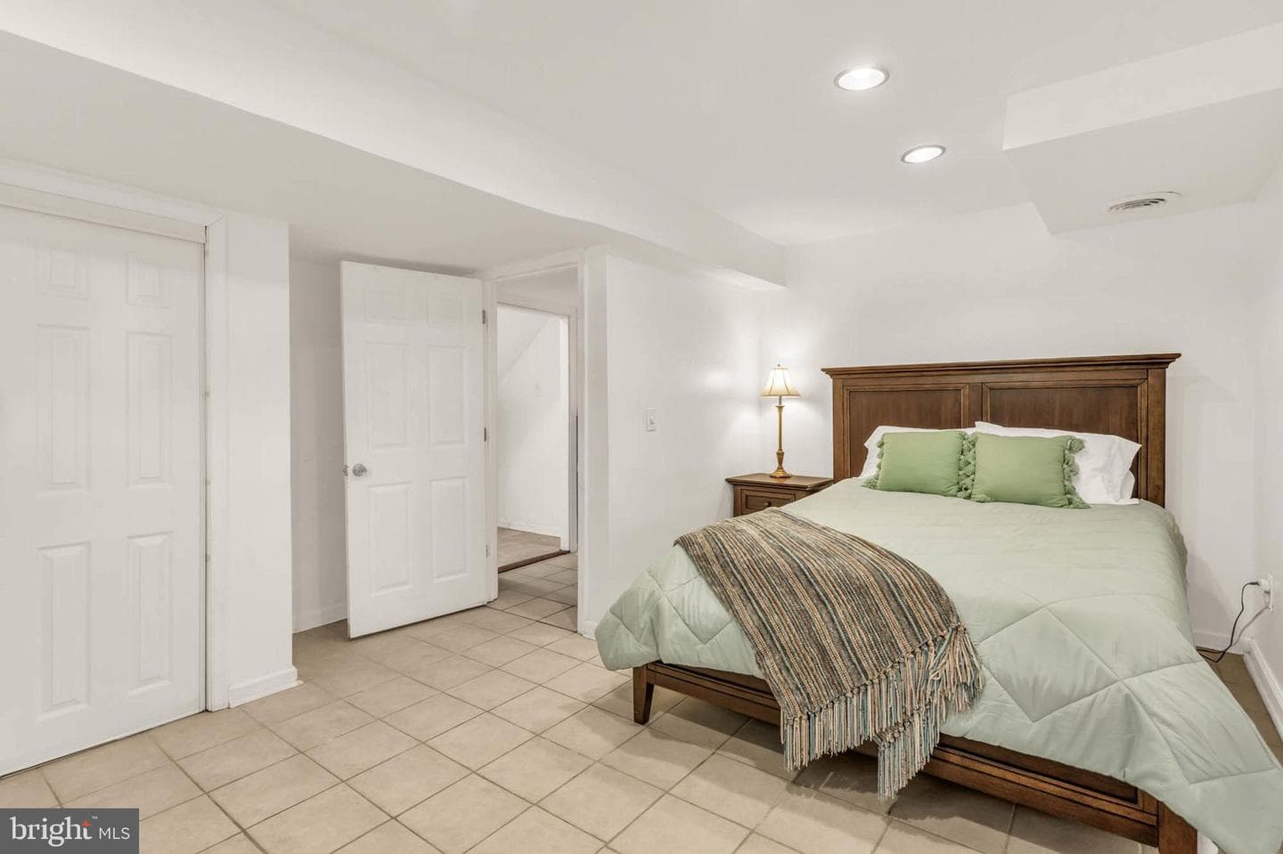 2300 Foster Place photo 26