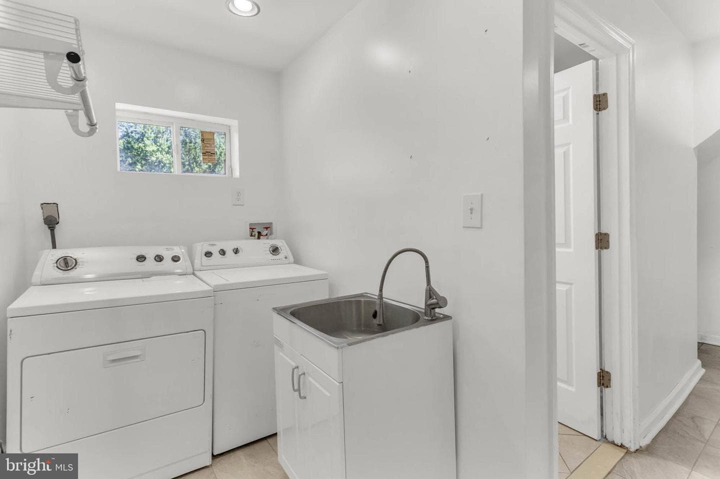 2300 Foster Place photo 29