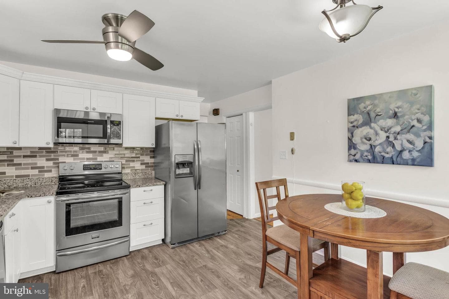 2300 Foster Place photo 7