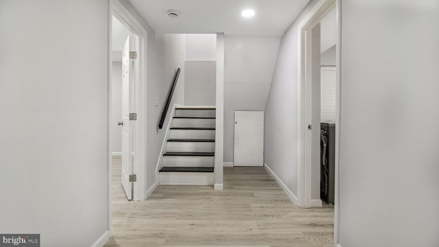 5757 Falkland Place photo 22