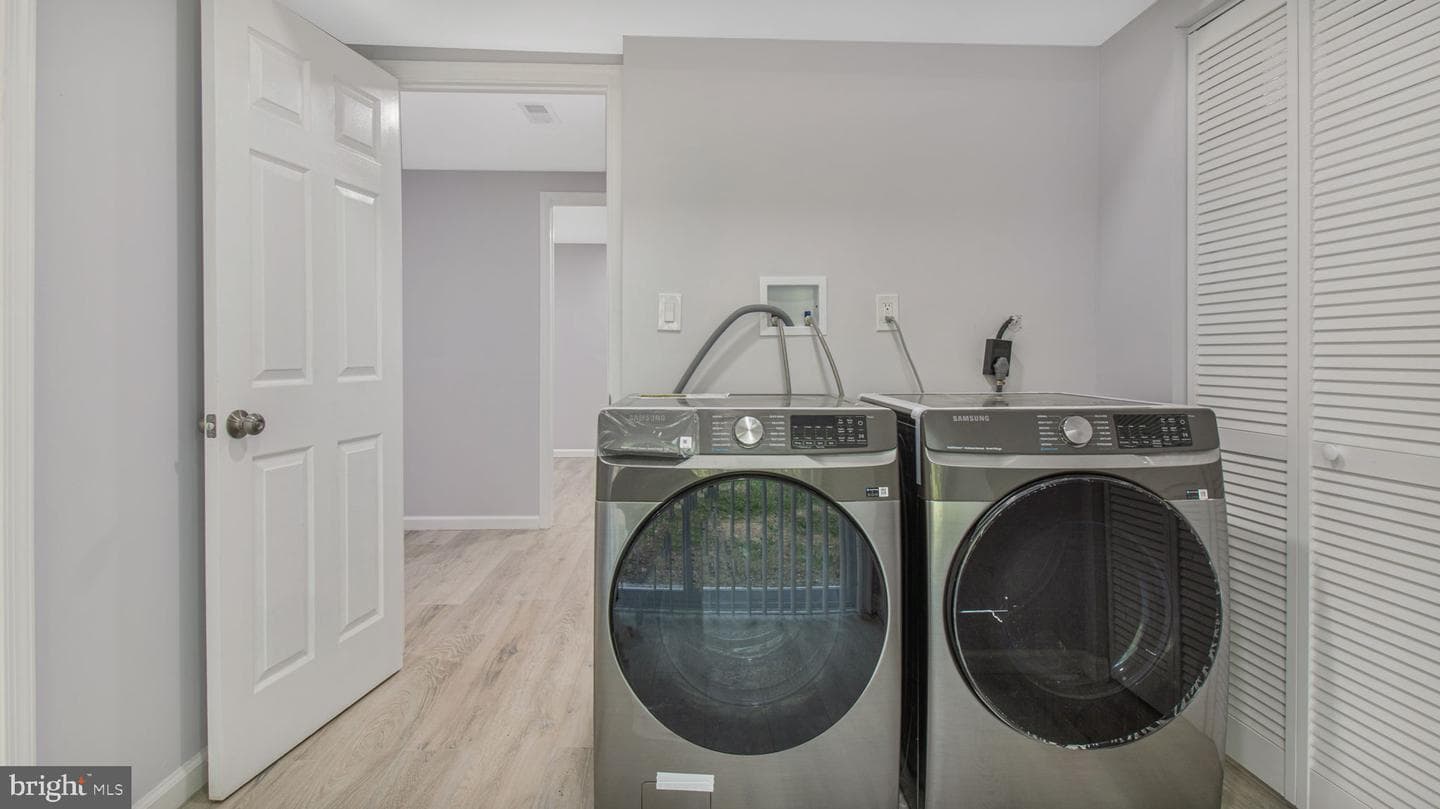 5757 Falkland Place photo 24
