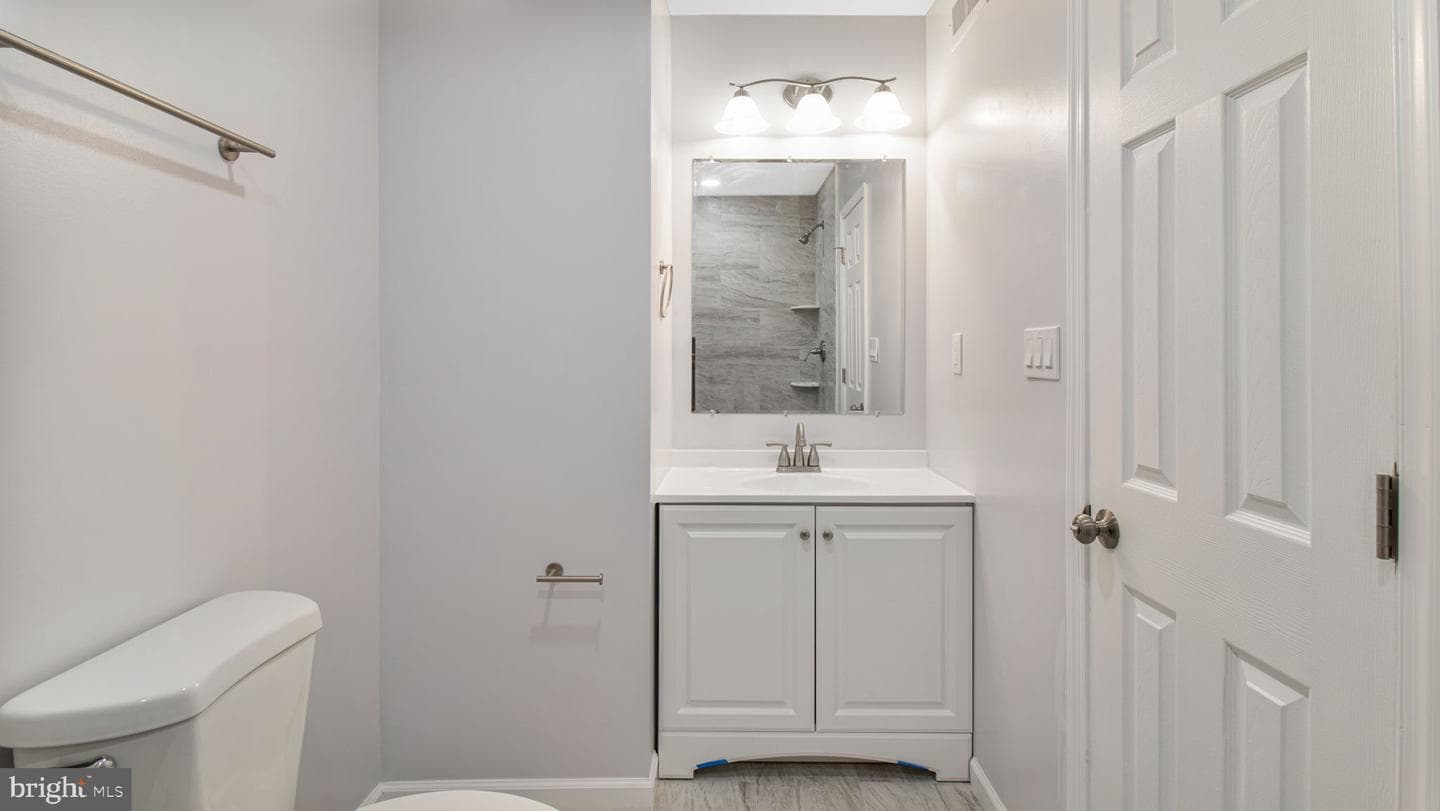5757 Falkland Place photo 26
