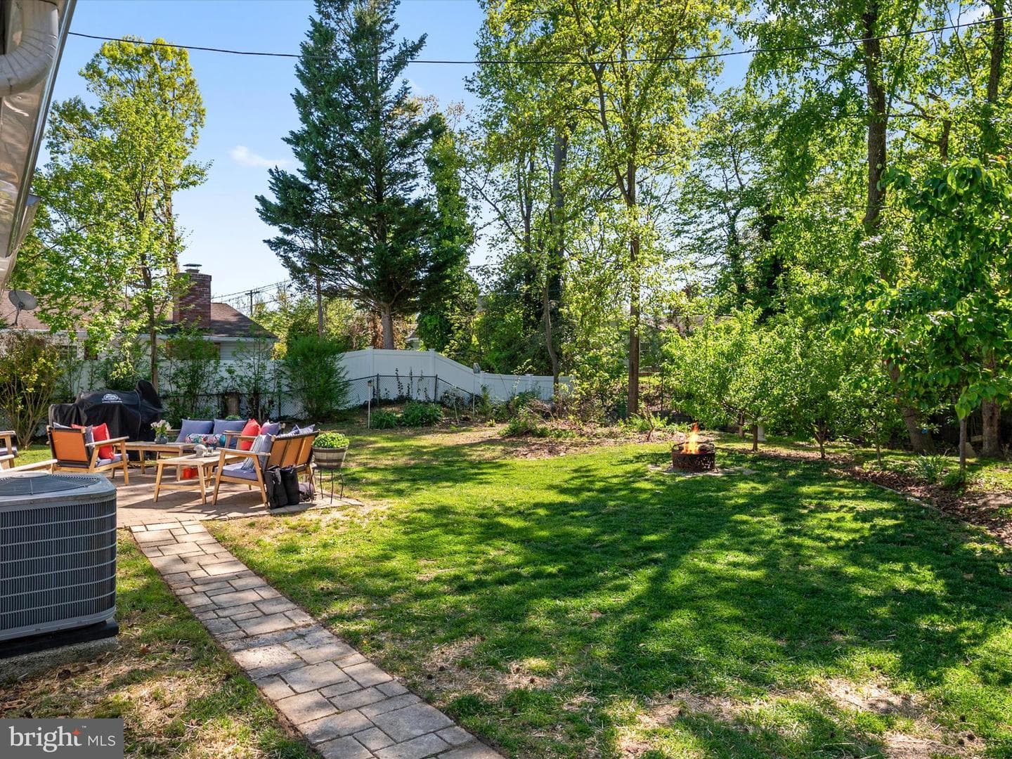 4512 Orangewood Lane photo 23