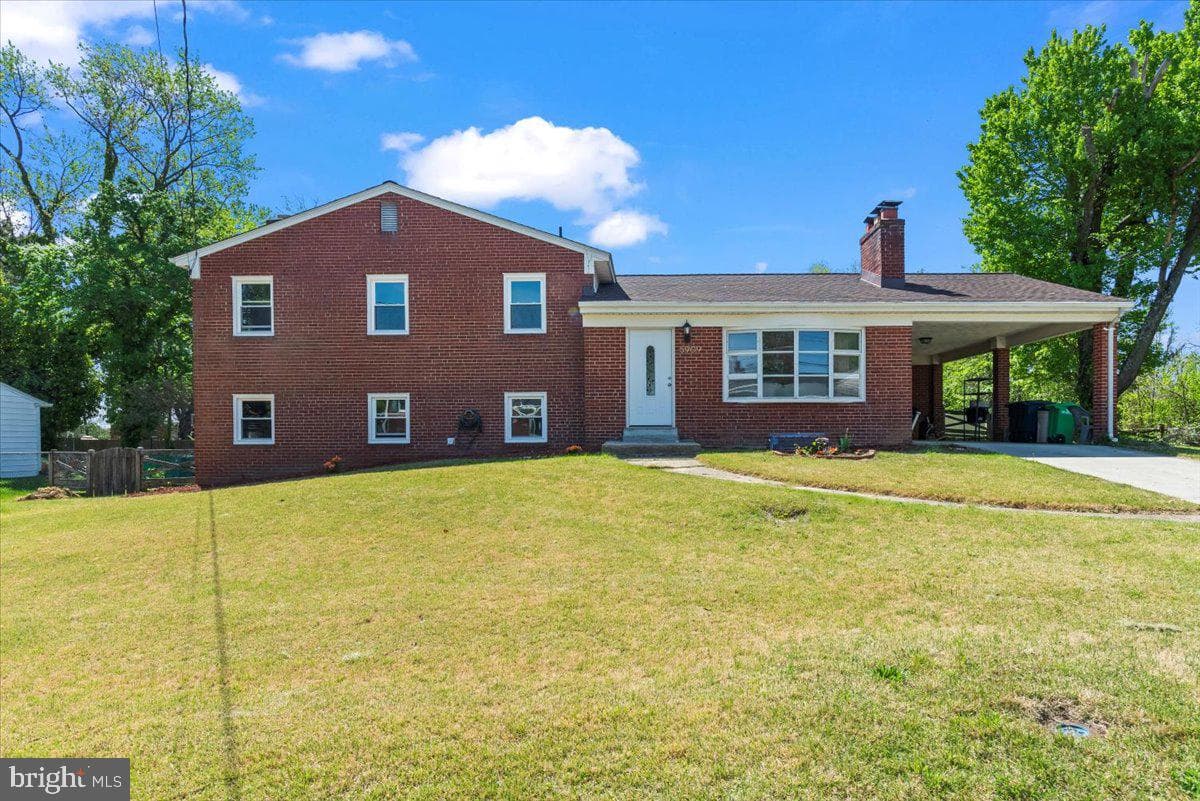 5909 Bedford Lane photo 1