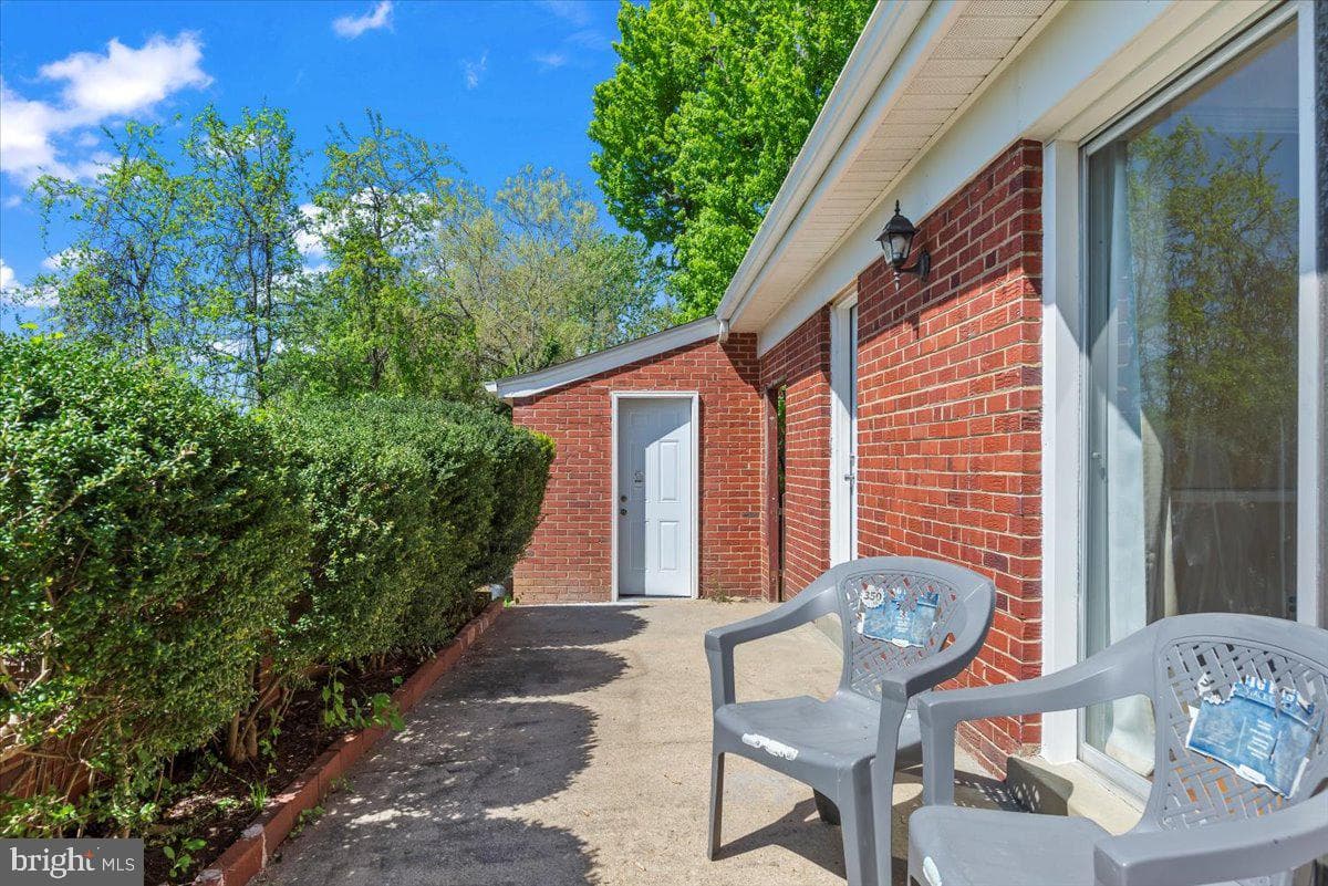 5909 Bedford Lane photo 32