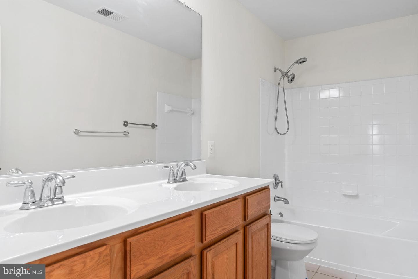 13910 Owings Avenue photo 25