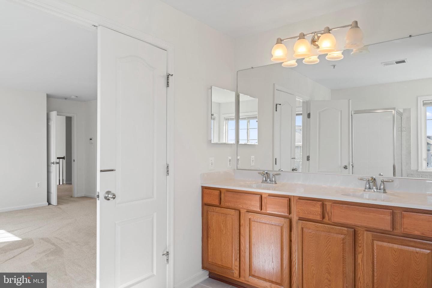 13910 Owings Avenue photo 30