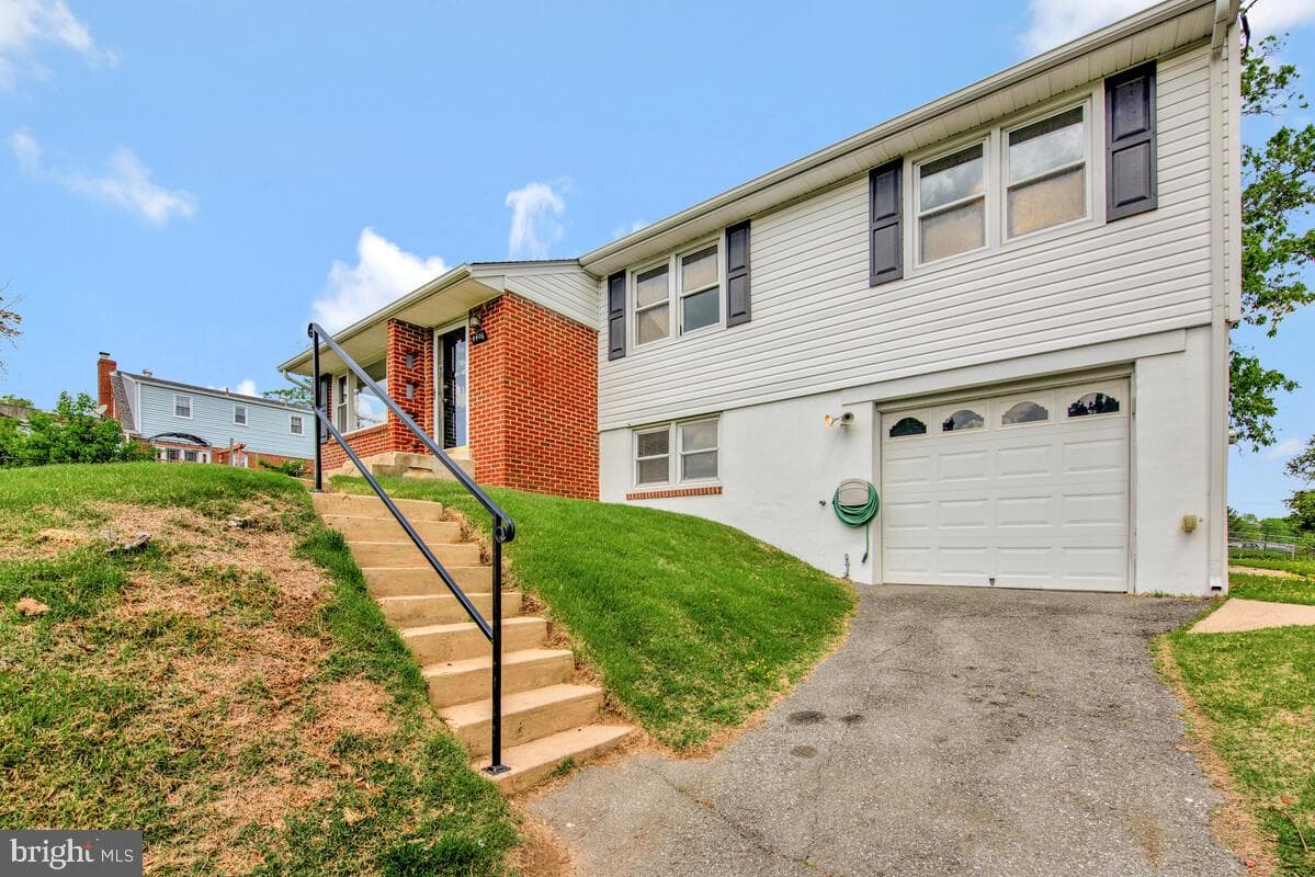 4406 Tonquil Street photo 3
