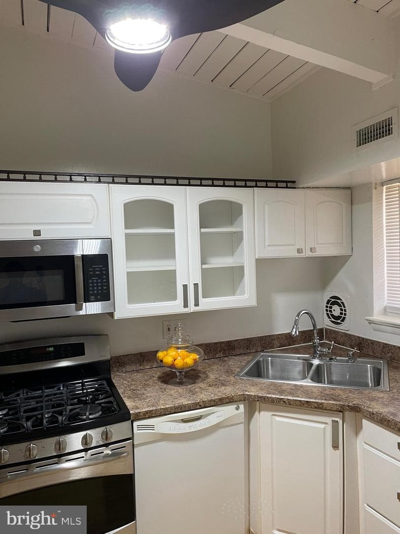 11352 Cherry Hill Road #1y304 photo 6