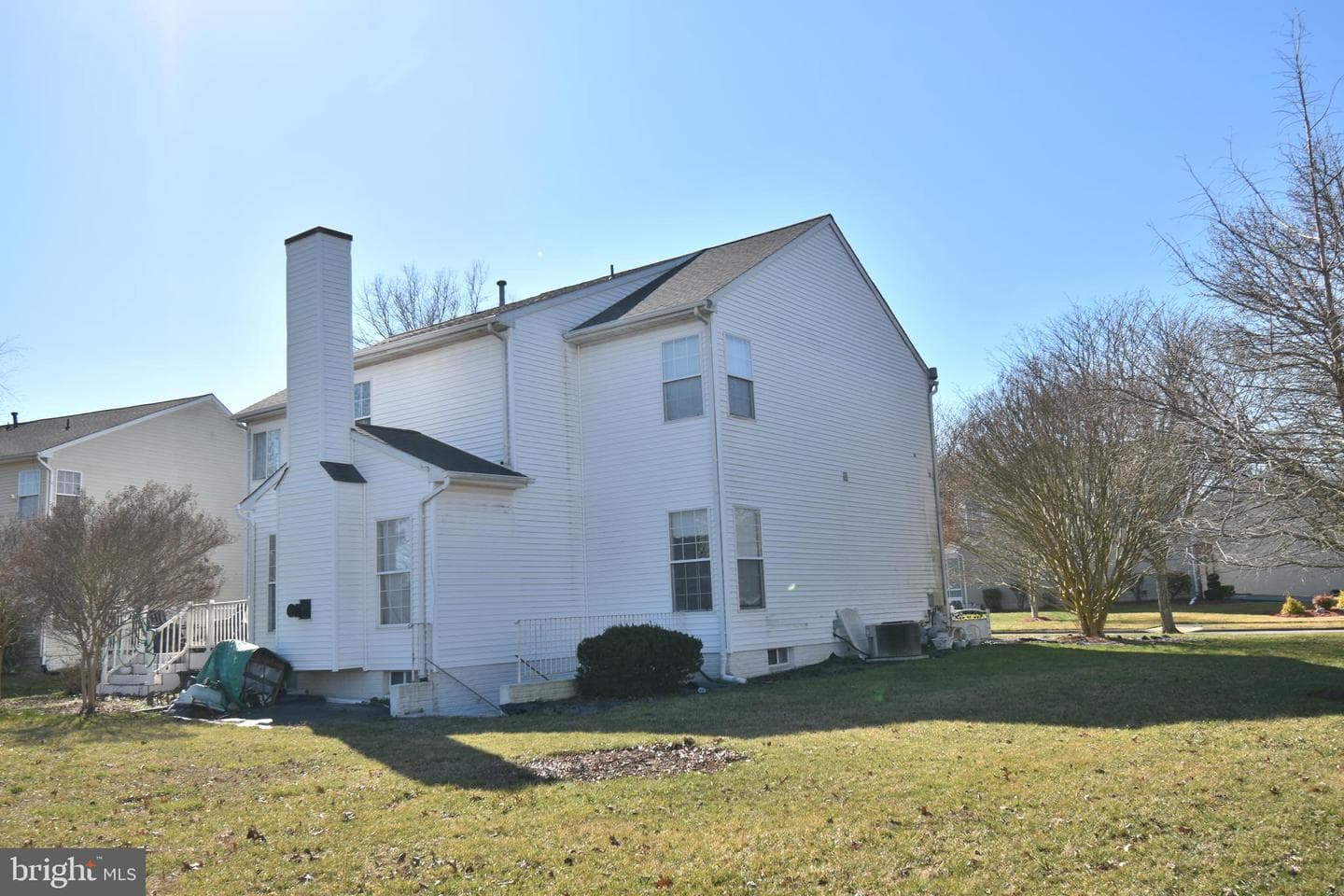 14906 Dennington Drive photo 4