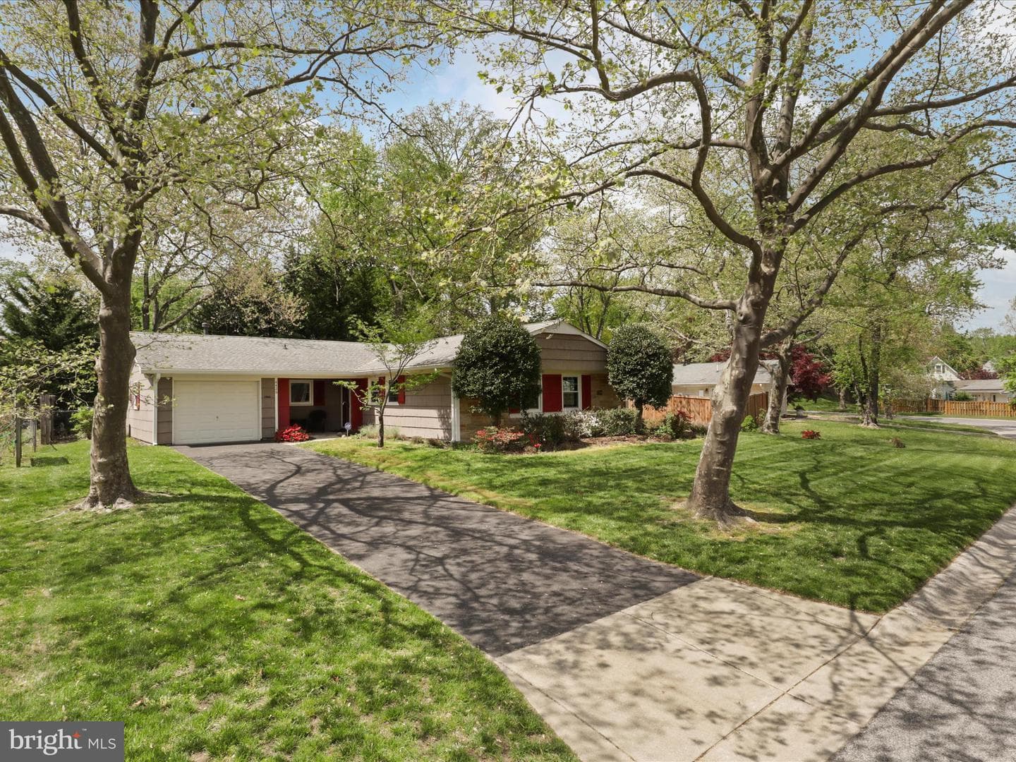4426 Ockford Lane photo 2