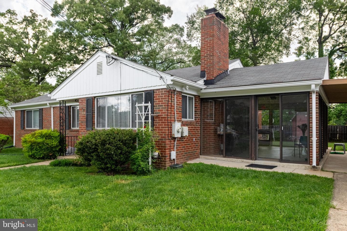 5709 Center Drive photo 2